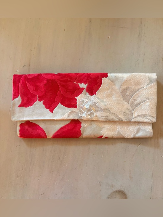Vintage Handbags - Vintage Japanese Kimono Obi Silk Floral Envelope Clutch Bag